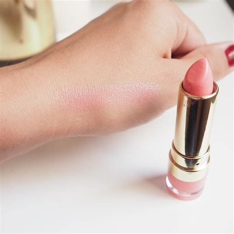 Обзор на помаду-бальзам Color Lip Balm Vivienne Sabo | Отзывы ...