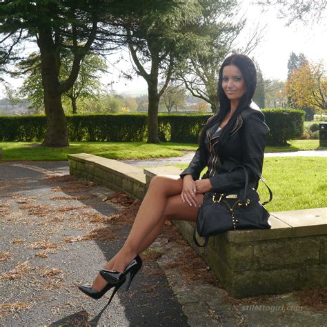 legs in high heels and black stockings Pic # 12 of Kerry's sexy long
