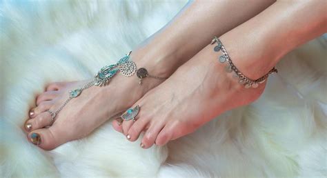 Simple tricks to get soft feet – Asian News from UK