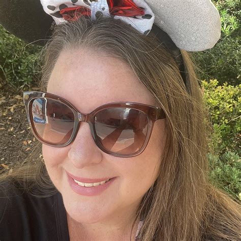 Renee Beach, Travel Agent - Making The Magic Happen Travel added a new