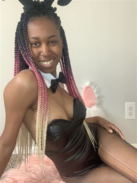 Just put friendly ebony bunny : r/BunnyGirls