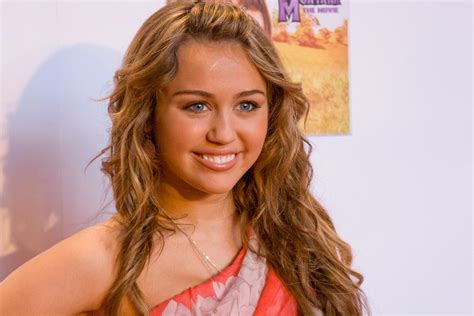 Did Miley Cyrus' Song 'The Climb' Win a Grammy?