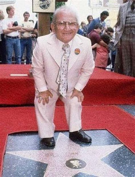 Celebrity Midgets | List of Famous Midgets, Dwarves, & Little People