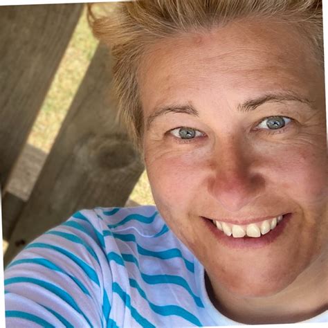 anna milne founder label lady linkedin