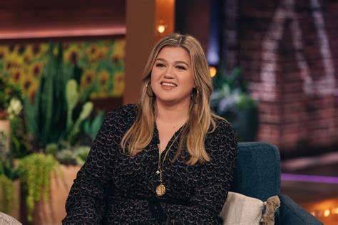 Kelly Clarkson: Alleged Toxic Behind-the-Scenes Behavior Is