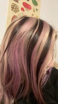 Pink and blonde chunky highlights on black hair Y2K | Hair styles, Hair ...