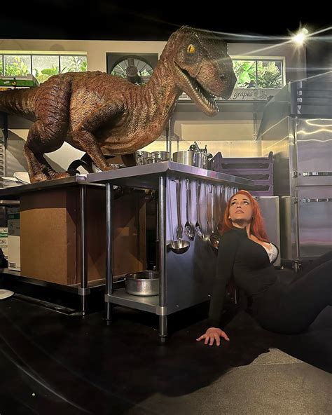 Shelby the NPC 🌱 (@npc_chick) • Instagram photos and videos