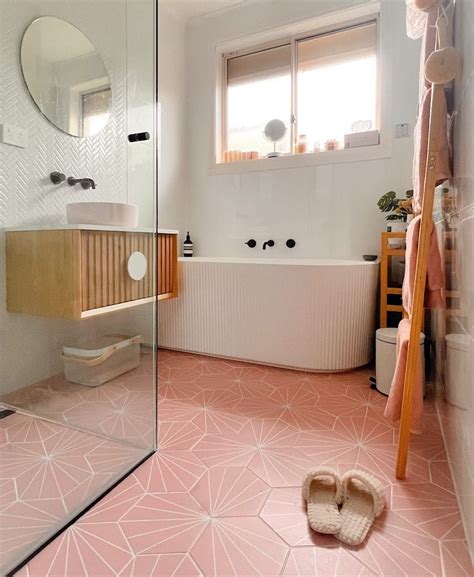 47+ Bathroom Floor Tile Ideas To Elevate Your Décor in 2025 | Houszed