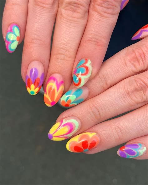 Trendy And Fun Summer Nail Designs For Toes That Will Make Your Next Pedicure Stand Out From Rest 5