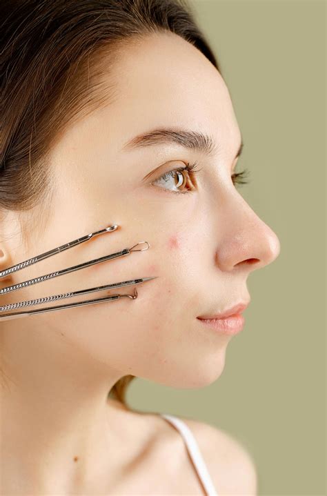 The One Thing Dermatologists Are Begging You to Never, Ever Do