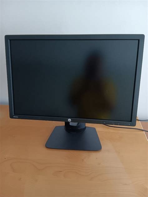 HP Z24i IPS monitor 24 inch full-HD 1080p, Computers & Tech, Parts ...