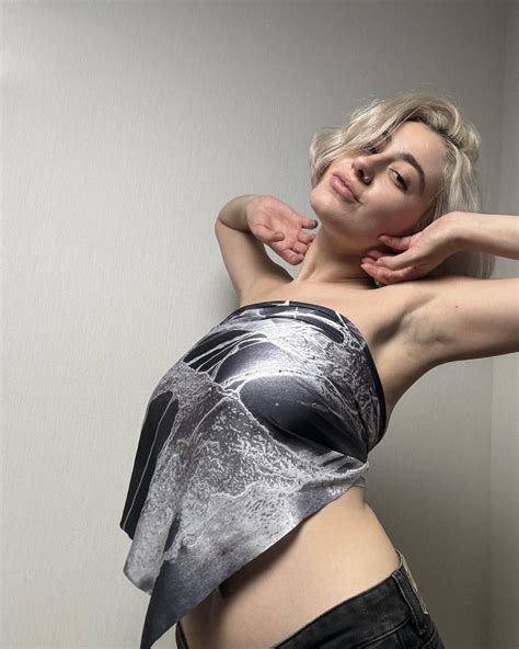 Tsvetana (@tsvetanacherry) • Instagram photos and videos