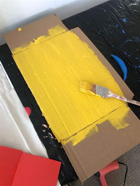 paint cardboard