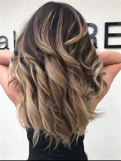 Teenagers are obsessed with color melt hair in vibrant neon shades 4