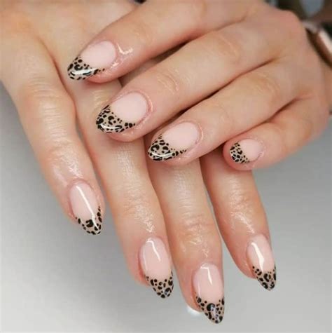 50 Colored French Tip Nails for Cute, Classy Looks