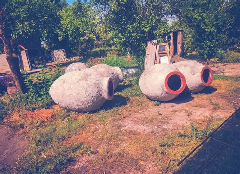 Our 12 Kvevris have arrived – Inavarde Wines