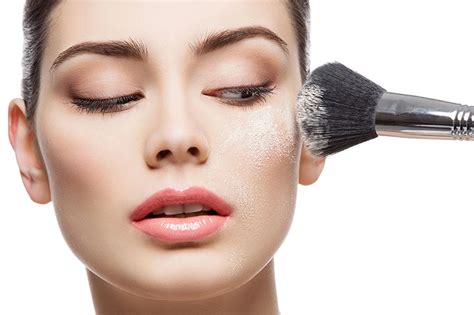 How to Create a No-Makeup Makeup Look - The Fashiongton Post