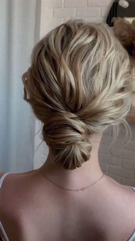 Easy low messy bun hairstyle – Artofit