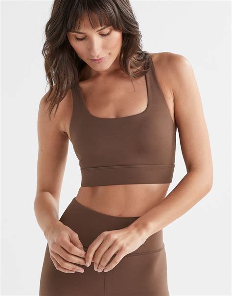 Lilybod Astrid Sports Bra Scarlett | Kit The Journey - Hawke's Bay