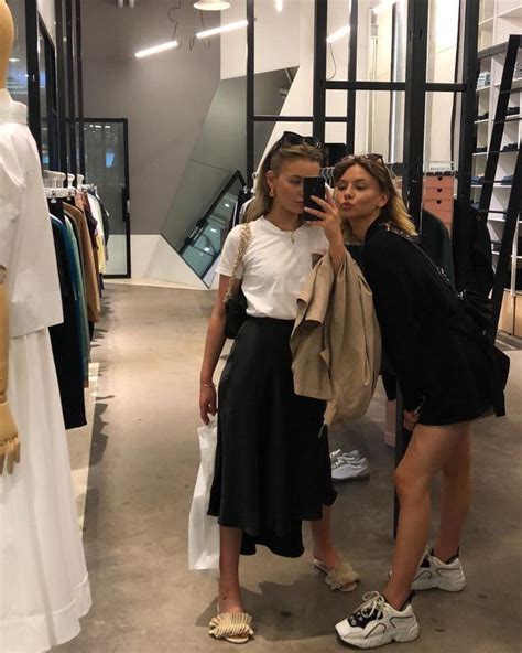 ριитєяєѕт | αѕн02x ♔ | Moda donna, Tendenze moda, Moda