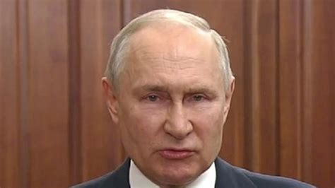 Украински дрон прелетя над двореца на Путин