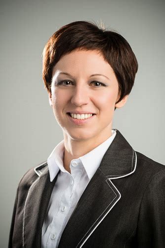 Biznis portrety - profesionalny biznis fotograf - kontakt: +421 905 843 022