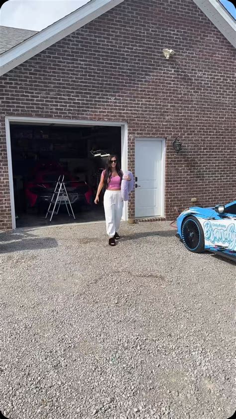 Brandy Engle (@brandy__billy) • Instagram photos and videos