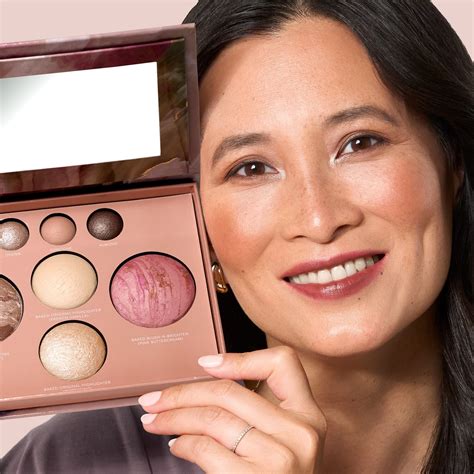 Exploring The Laura Geller Wikipedia Entry For Details On Her Famous Makeup Brand Journey 15