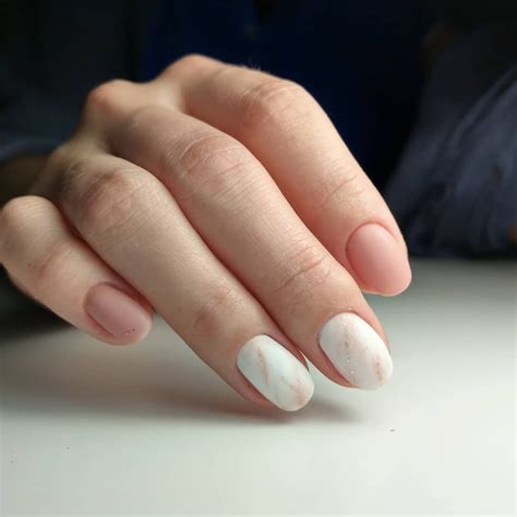 Матовый розовый мрамор.. Смело! #prague #praguenails #nailsprague # ...