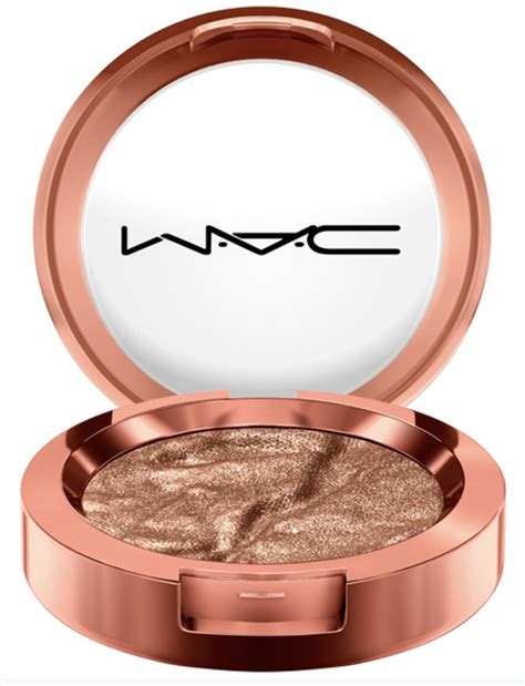 M.A.C. New Bronzer Collection