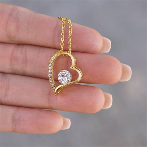 Персонализирани подаръци за рожден ден | UnderTheRainbowGifts