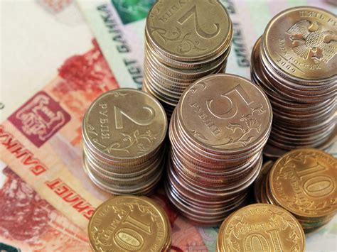 Курс валюты по отношению к рублю в банках Хабаровска снижается - РИА ...