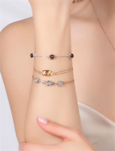 Shop Women's Bracelets in Gold & Diamond | Glamira.com.au