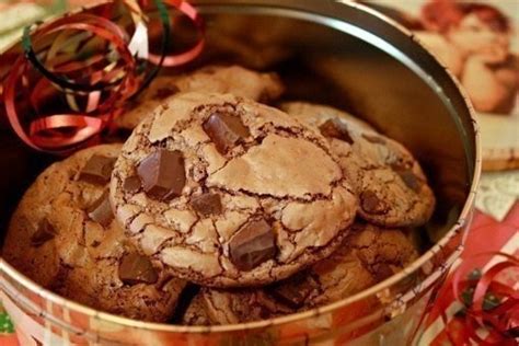 Шоколадное печенье с кусочками шоколада рецепт – Американская кухня ...