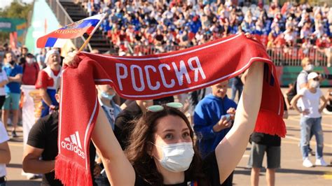 Дания разгромила Россию на чемпионате Европы по футболу