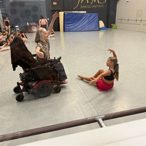 The Dancer's Workshop of Yuma - Check out Miss Layla and Khilian!!! Off