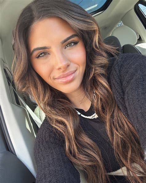 Chelsie Deville 🦌🎣🤟🏻 | Exclusive content - link in bio! | Instagram