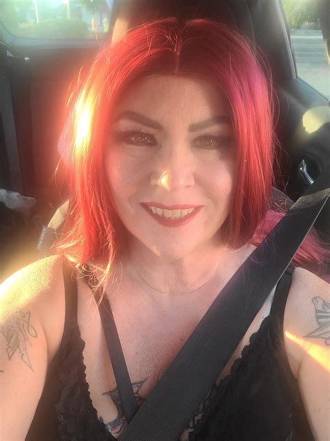 Gilf/milf | Scrolller