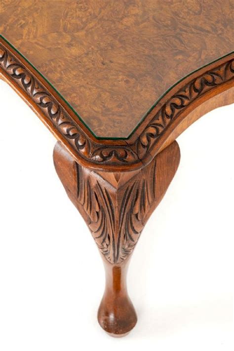 Queen Anne Coffee Table Walnut