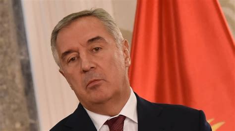 Президент Чорногорії розпустив парламент. Читайте на UKR.NET