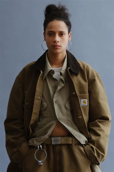 Girls Trench Coat, Trench Coat Outfit, Jacket Outfits, Carhartt Coat ...