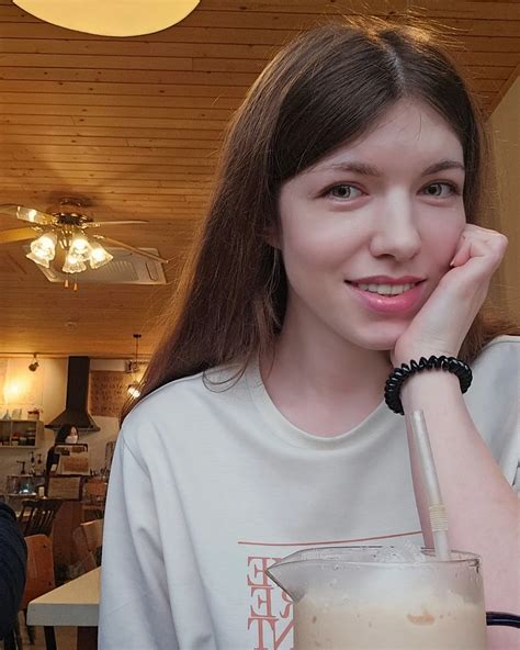 Dahlia Kim (@kdahlia_) • Instagram photos and videos