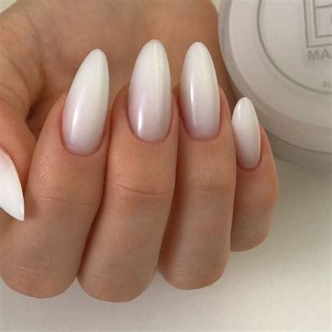 Молочный маникюр - модный тренд из Инстаграм | Gel nails, Acrylic nails ...