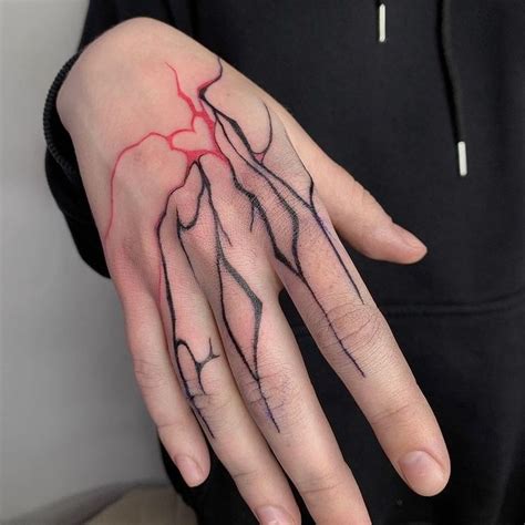 Pin by 𝗵𝘆𝗎. 男性 ! on tatuagens | Small hand tattoos, Pretty hand tattoos ...