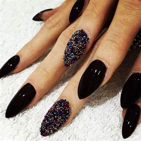 how to fix black nail