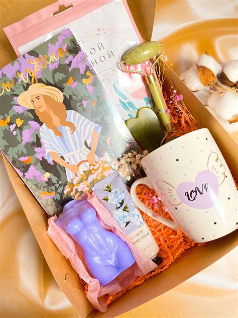 Бокс "Ты чудесна", инст: @mimibox_ufa | Идеи подарков, Упаковка ...