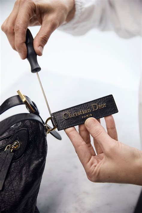 Сумка D-Journey - news-savoir-faire - Fashion & Accessories | DIOR