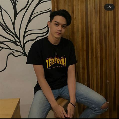 pin oleh bangtan editz  faryan gambar gambar latar belakang hitam