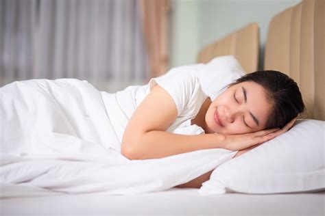 cara menghilangkan nyeri leher akibat salah posisi tidur 10