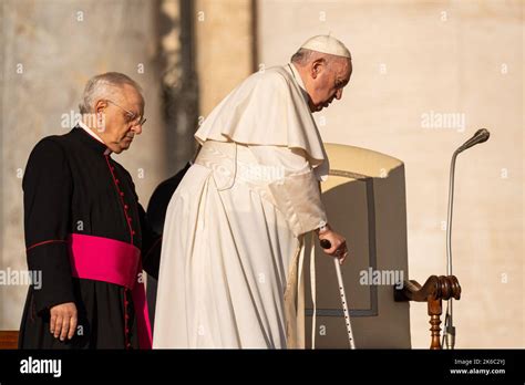 Pope Francis arrives at St. Peter's Square for his traditional Pope ...